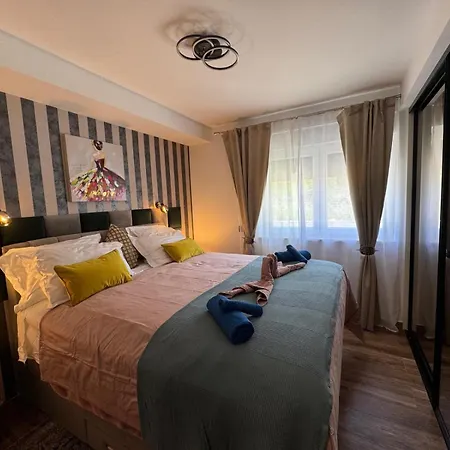 New! Griet Luxury With Private Parking זאדאר